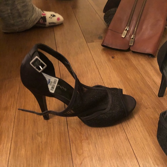 Black lace shoes - Picture 2 of 3